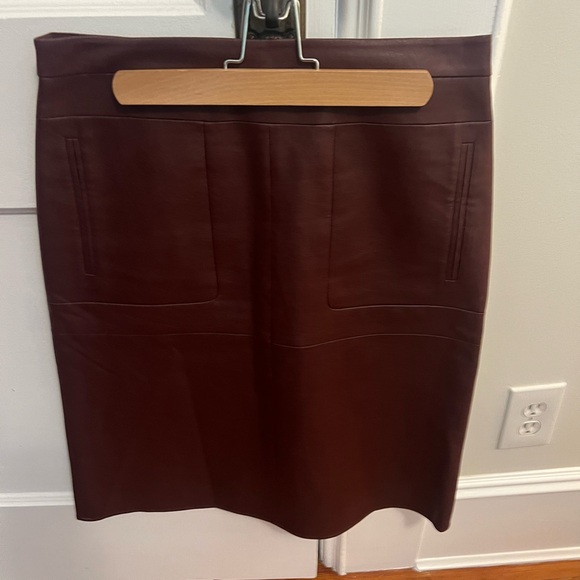 BCBG Maxazria Leather skirt - Picture 6 of 10